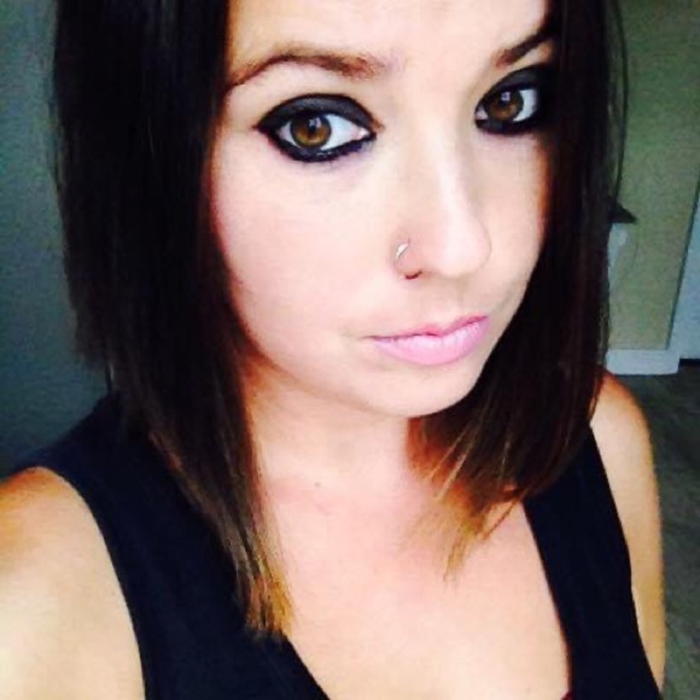 Meet your Posher, Kara